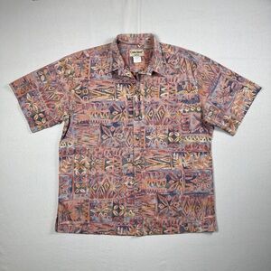 Hawaiian Men’s Short Sleeve Tropical Patterned Tapa Style Button-Up Shirt